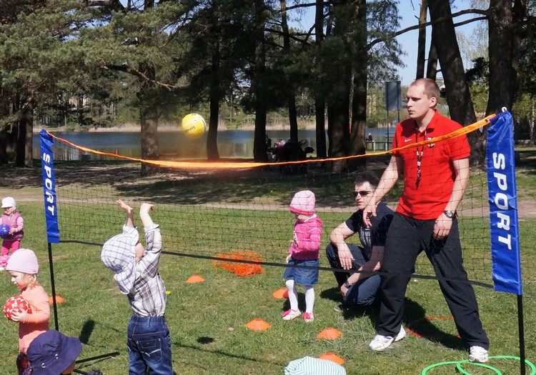 "Vaikų sportas" kviečia šeimas į savaitgalio stovyklą!