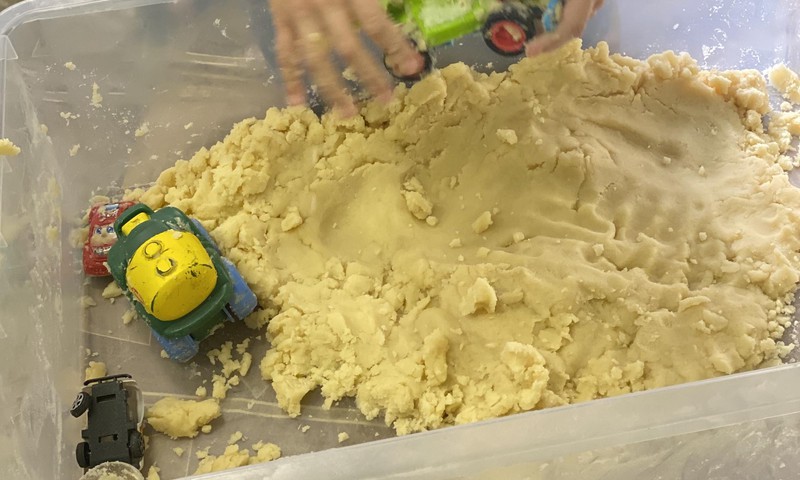 Smėlio gamyba iš namie turimų medžiagų