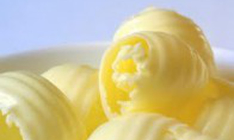 Sviestas ar margarinas?