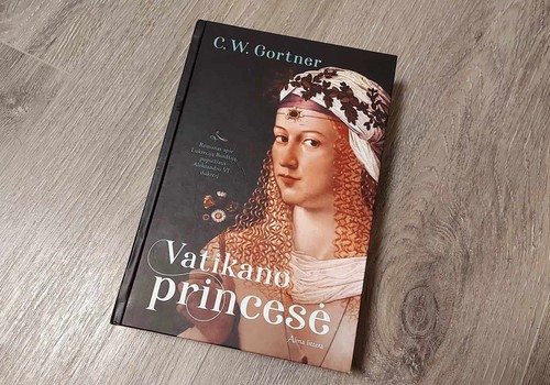 C.W.Gortner knyga - "Vatikano princesė". Rekomenduoju!
