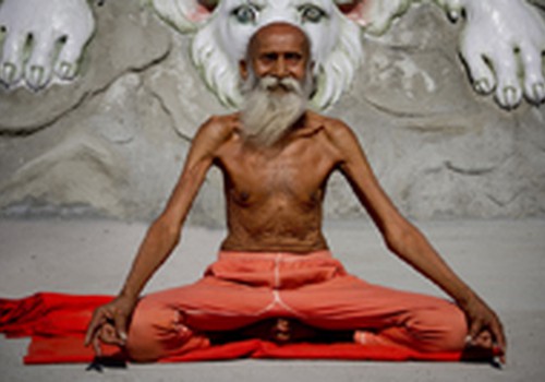104 metų jogas iš Indijos moko sveikatos paslapčių