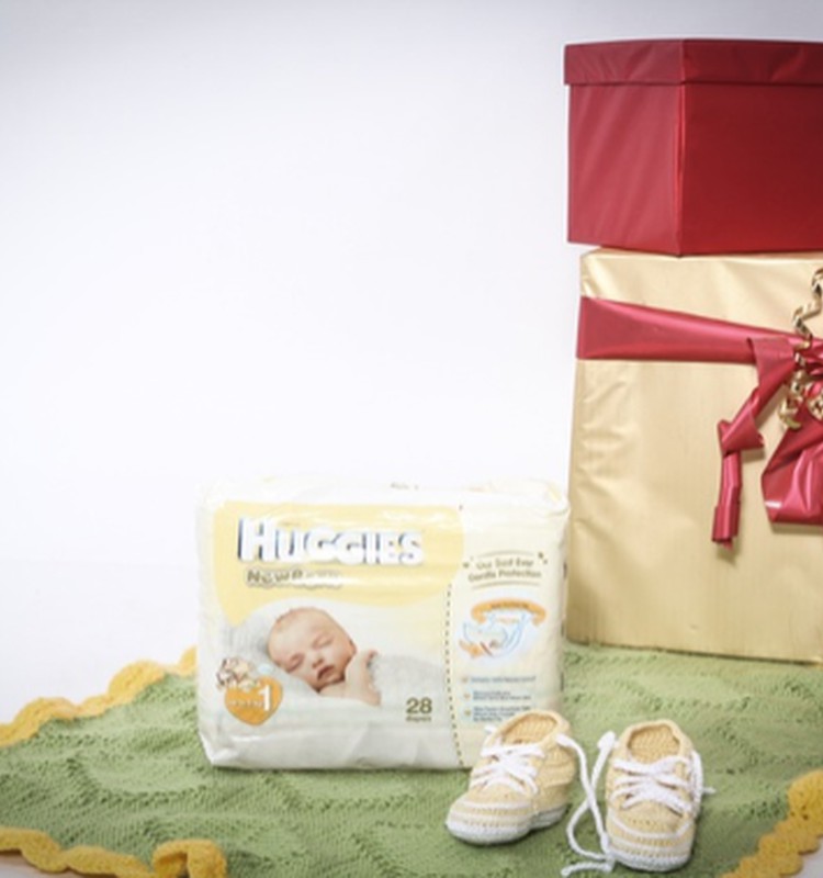 Vertinga dovana būsimoms mamoms švenčių proga – sauskelnės Huggies® Newborn