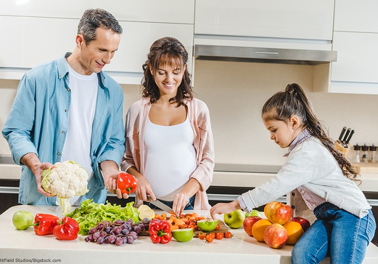 Vitaminai: kaip suprantamai paaiškinti vaikams, kas tai?