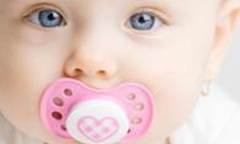 10 būdų atpratinti mažylį nuo čiulptuko