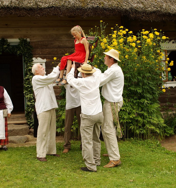 Savaitgalio renginiai šeimoms: Oninės, Jūros šventė ir teatrų festivalis