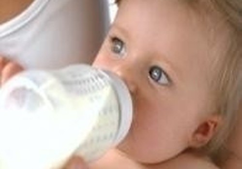 Iki kokio amžiaus duoti pieną iš buteliuko?