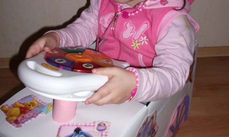 Puodukas - "Linksmoji mašinytė"