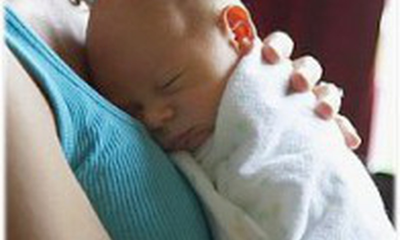 Šemeta: Džiaukitės galimybe iškart po gimdymo laikyti mažylį ant rankų