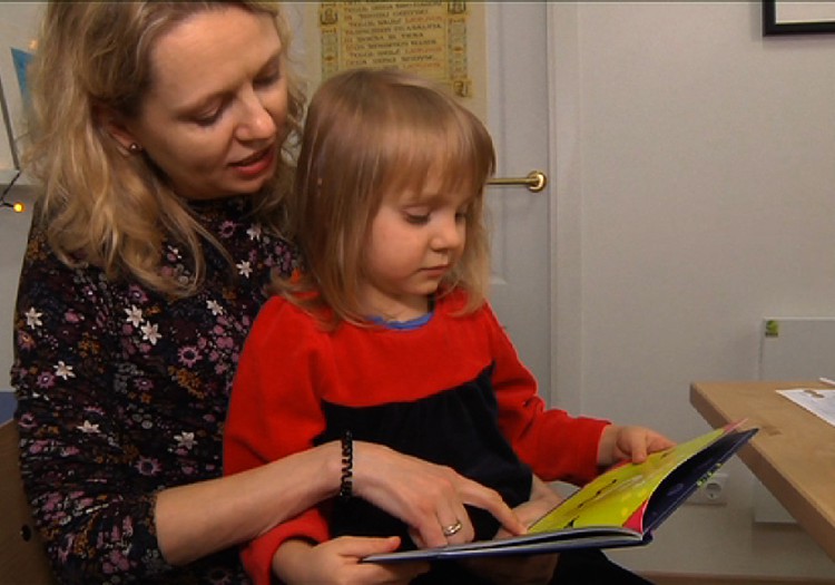Rašytoja E.Daciūtė laukiasi ketvirtojo vaikelio