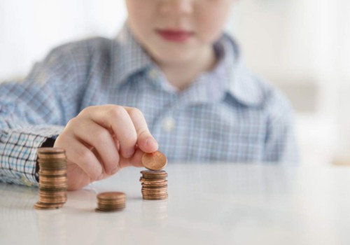 Ugdome vaikų finansinį raštingumą: ką svarbu žinoti tėvams?