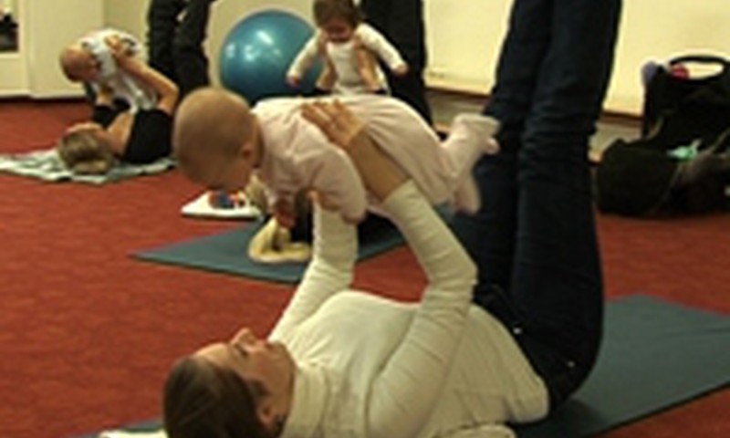 Mankšta su kūdikiu