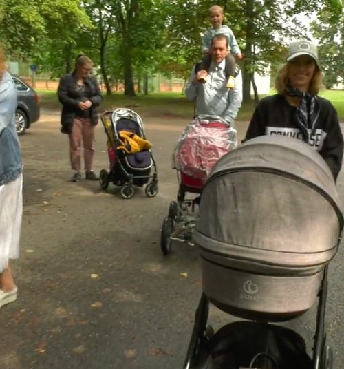 VIDEO: Ekskursijos mamoms su vežimėliais Vilniuje