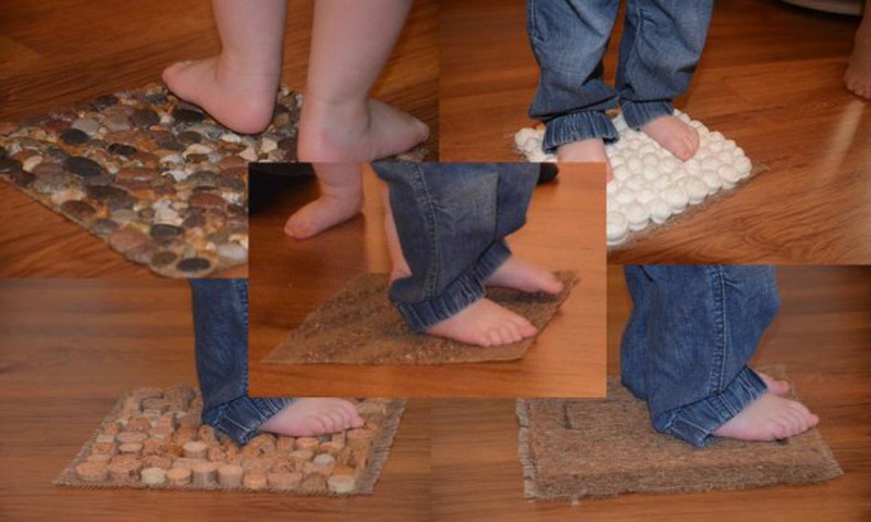 Mankštinkime mažylių pėdutes... ant specialių kilimėlių