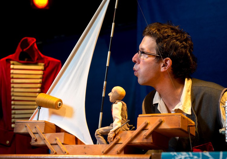 „Materia Magica“ – pagauk lėlių teatro kampą