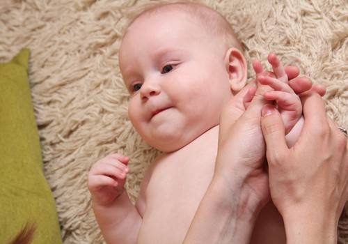 Kaip mažas vaiko gimimo svoris gali įtakoti jo raidą: gydytojos atsakymas