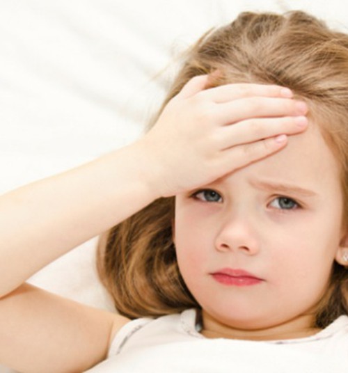 Psichologė: Susirgus vaikui nedera jo „pririšti prie lovos“
