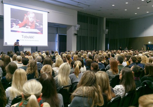 Labdaros renginyje – dosni parama „Vaikų linijai“