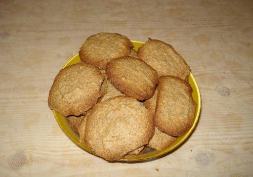 Migdoliniai-aguoniniai sausainiai