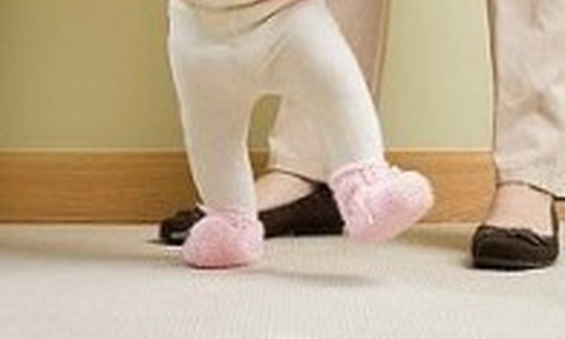 Ar jau visi prisistatė "Mini Miss ir Mini misteriai Huggies Little Walkers"?