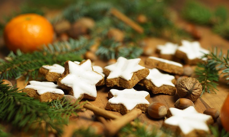 Kalėdos, kvepiančios cinamonu, gvazdikėliais ir aguonomis