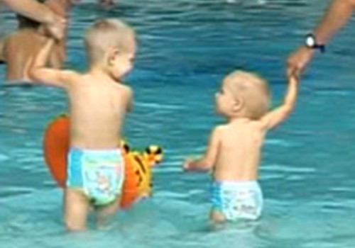 Vandenyje mažiesiems Huggies Little Swimmers - nepamainomi!