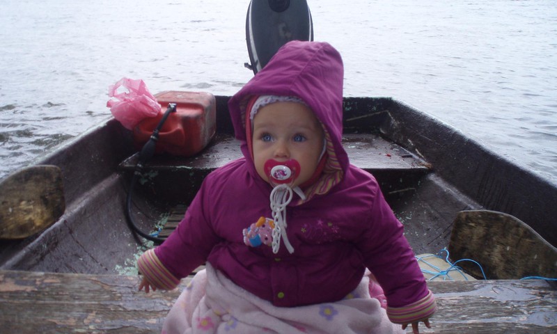 Keliaujam su valtim pasiplaukioti