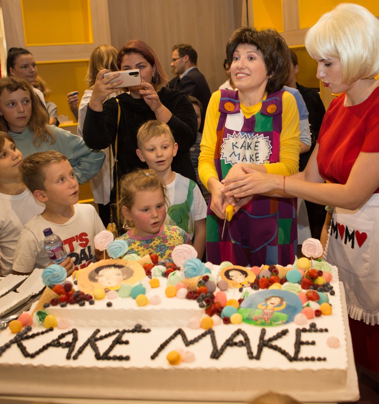 Žymūs tėvai su atžalomis susirinko į „Kakės Makės pasaulio“ atidarymą