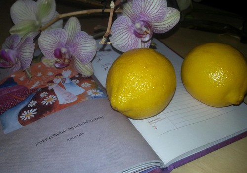 "Laimė ir citrinos ... "