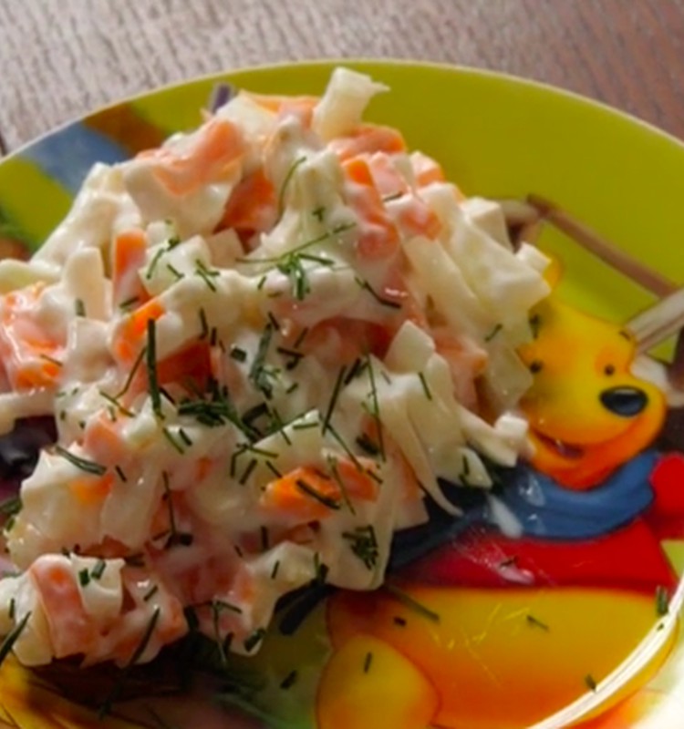 Sveikų salotų iš šakninių daržovių RECEPTAS