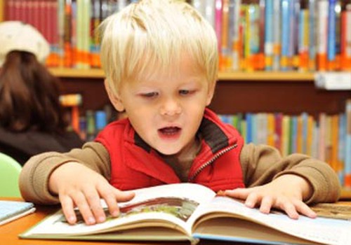 Ką knygoje perskaito skaityti nemokantis vaikas?