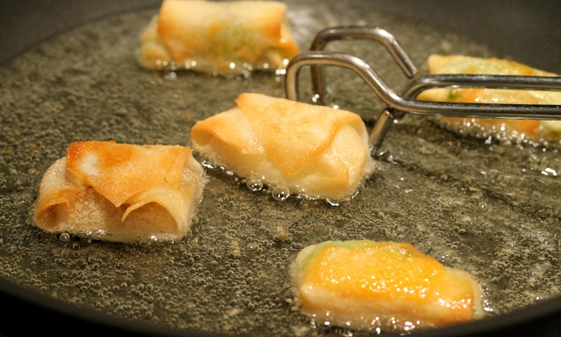 Koks aliejus labiausiai tinka kepimui?