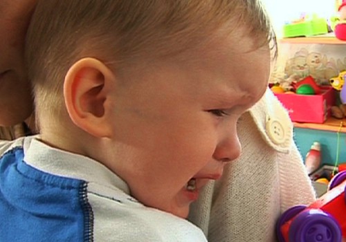 VIDEO: Kaip nuraminti verkiantį mažylį?