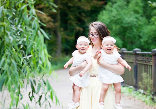 Versli mama Dovilė verslą pradėjo pagimdžiusi dvynukes!