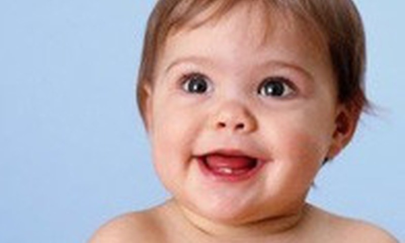 2,3 metų amžiaus vaikas dar neturi visų dantukų: ar sunerimti