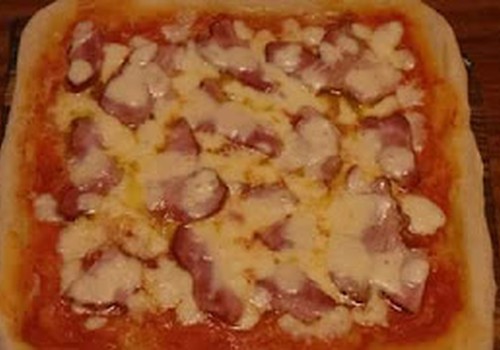 Neapolietiška pica pagal Jurgį ir Drakoną