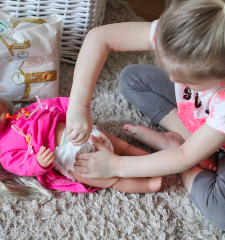Kaip tinkamai žaisti su vaikais: 3 taisyklės