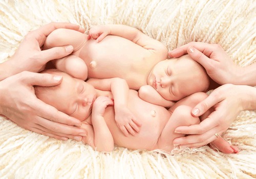 Laukiamės dvynukų - kaip bus mokama motinystės/tėvystės pašalpa?