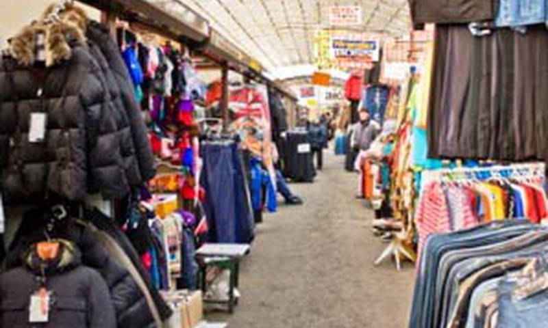 Turgus ar prekybos centras?