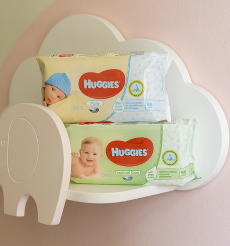 Mėgtamiausios drėgnos servetėlės HUGGIES PURE ir HUGGIES ALOE - naujo dizaino pakuotėse!