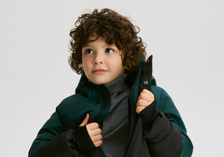 Kaip išsirinkti idealią vaikišką striukę – vadovas tėvams