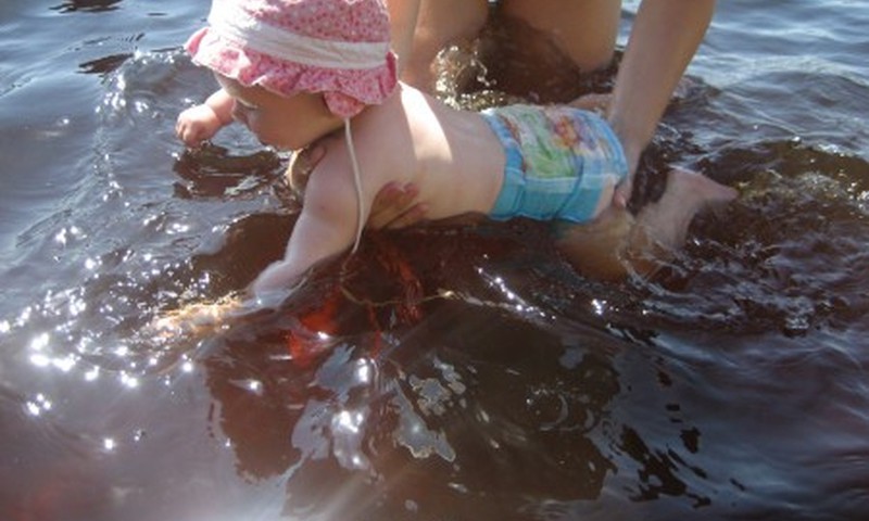 Su Huggies Little Swimmers vandenyje patogu ir saugu!