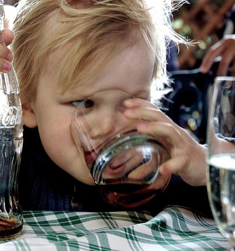 Gydytojos komentaras: ar gali Coca-cola pagydyti anginą?