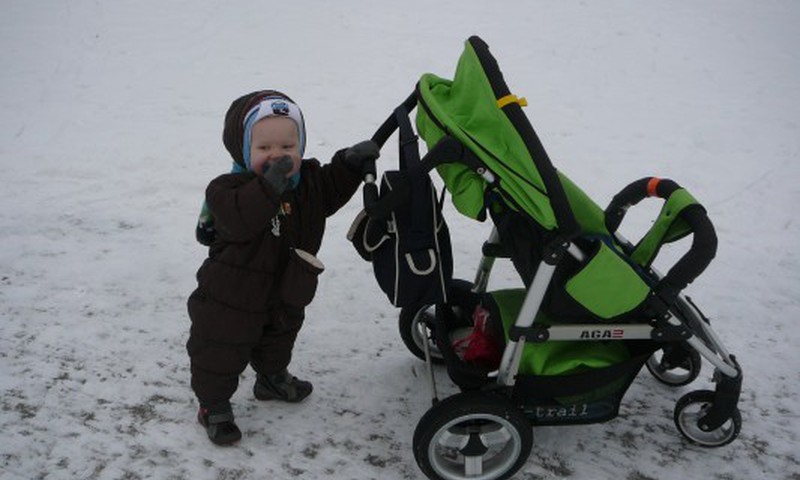 Pasivaikščiojimas su kūdikiu rudenį ir žiemą