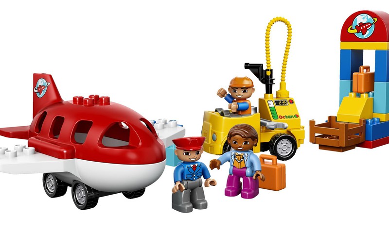 LEGO®DUPLO® rinkinį "Oro uostas" laimi... 