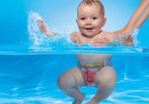 Vasaros maudynių malonumai su sauskelnėmis HUGGIES® Little Swimmers!