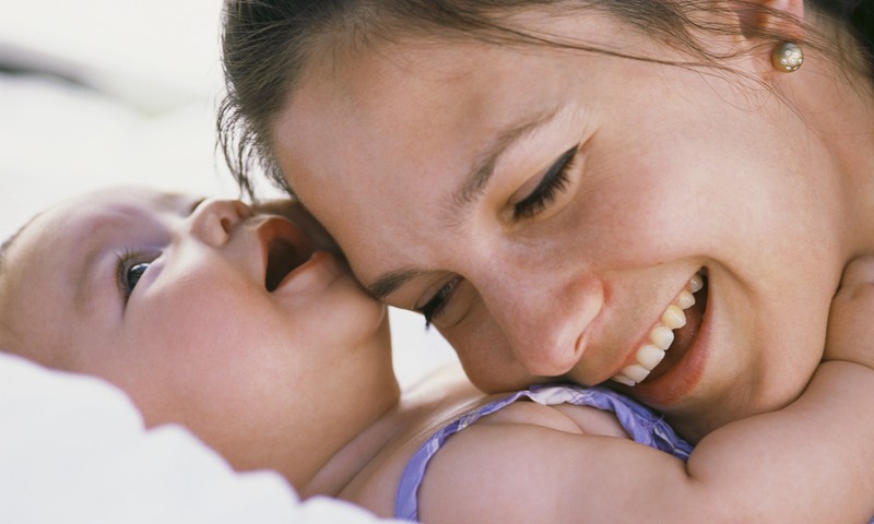 Kada kūdikis atpažįsta mamos balsą?