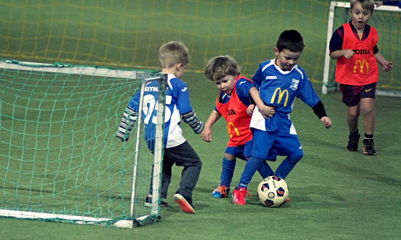 Futbolo treniruotės vaikams - kada verta jas rinktis?