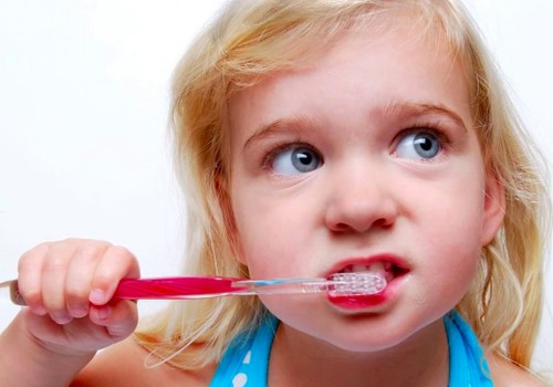 Klausk odontologo: Ar bendrinė nejautra saugi vaikui?