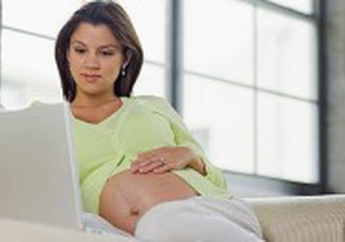 Klausk specialistų apie nėštumą ir gimdymą