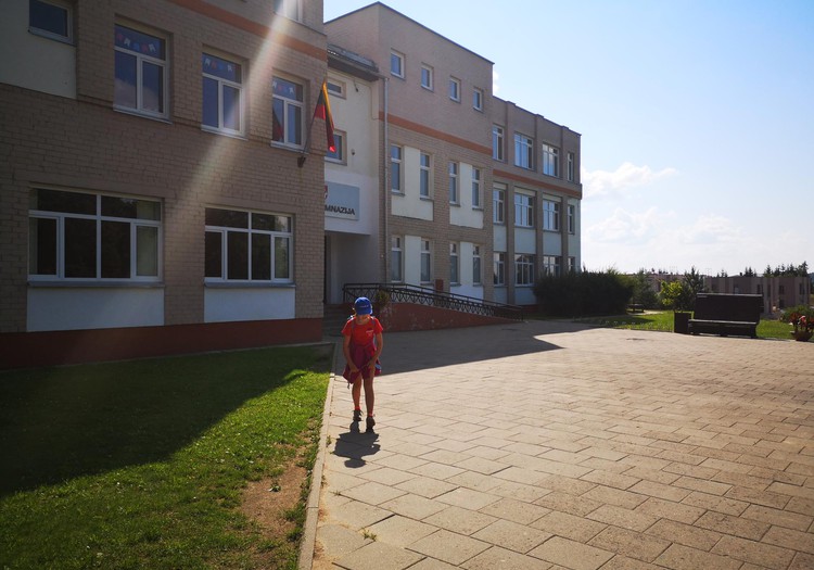 Išsipildė dukrelės svajonė- pasimokyti stalo teniso žaidimo pagrindų